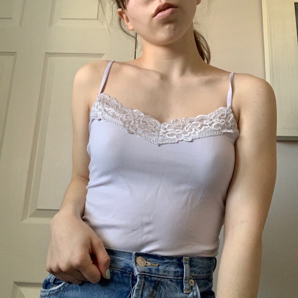 Banana Republic Pastel Purple Lace Cami 🍇 - Picture 2 of 3